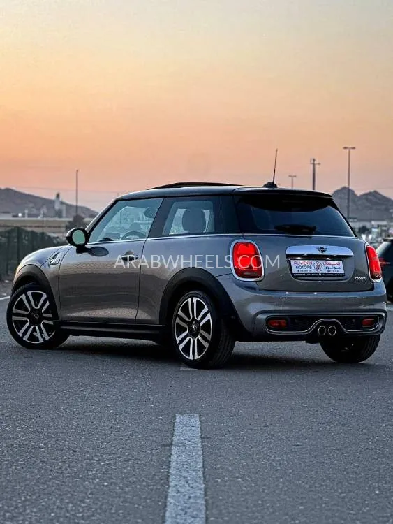 Mini Cooper 2020 for Sale in Abu Dhabi Image-18