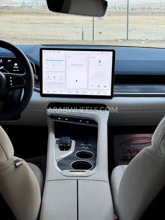 Zeekr 1 2024 for Sale in Abu Dhabi Image-18