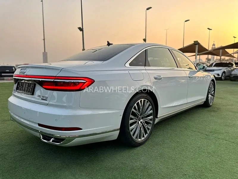 أودي A8 2021 for Sale in الشارقة Image-10