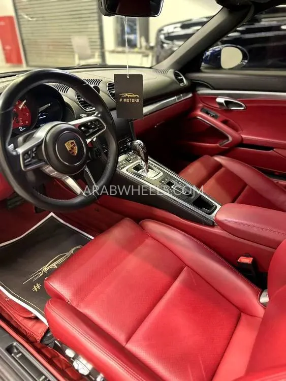 Porsche Boxster 2023 for Sale in Dubai Image-10