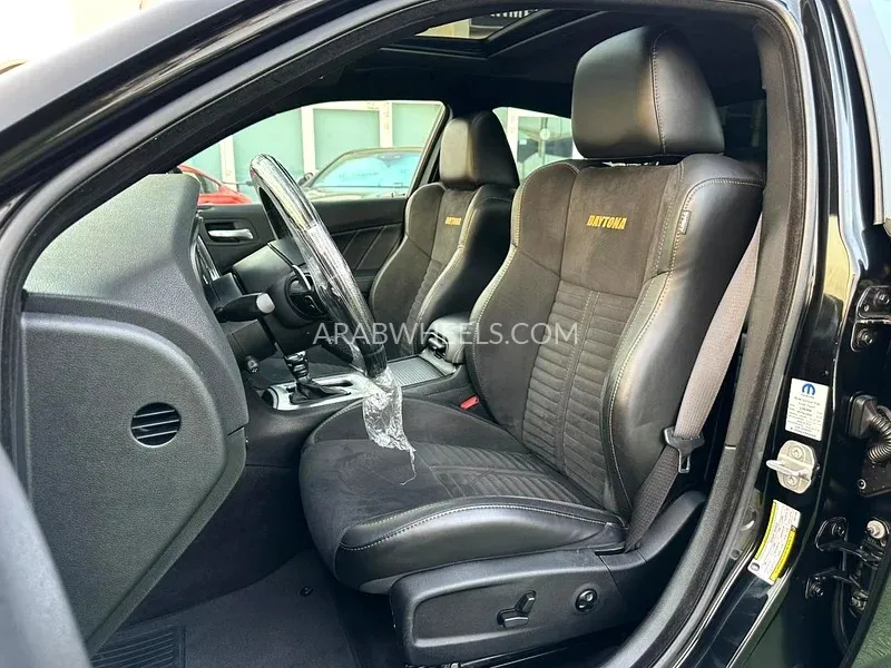 دودج تشارجر 2018 for Sale in الشارقة Image-12
