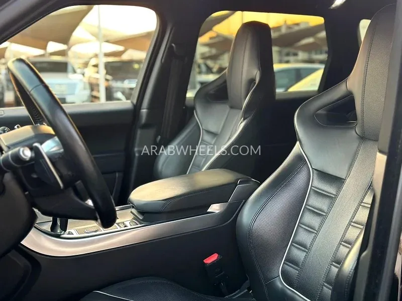 Land Rover Range Rover Sport 2016 for Sale in Sharjah Image-15