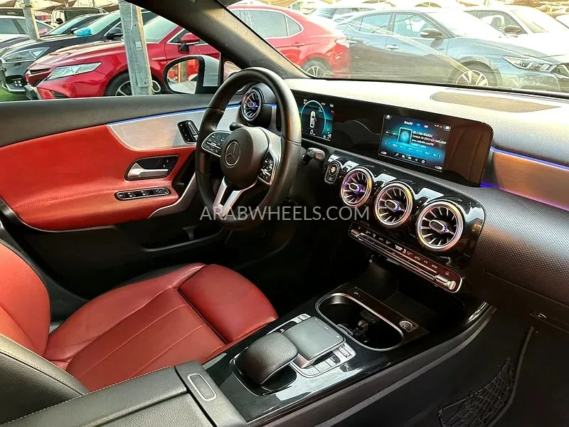 مرسيدس بنز كلاس A 2019 for Sale in الشارقة Image-7