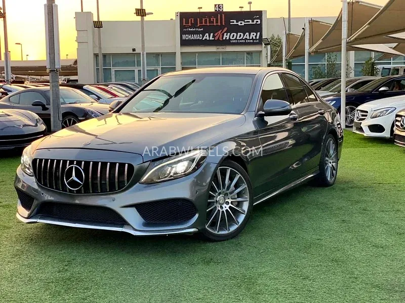 مرسيدس بنز كلاس C 2017 for Sale in الشارقة Image-3