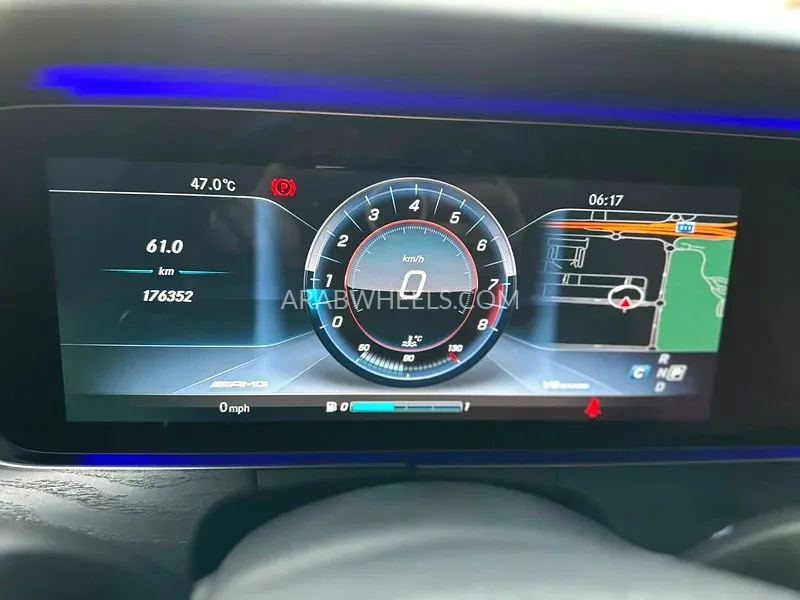 Mercedes Benz E Class 2017 for Sale in Sharjah Image-12