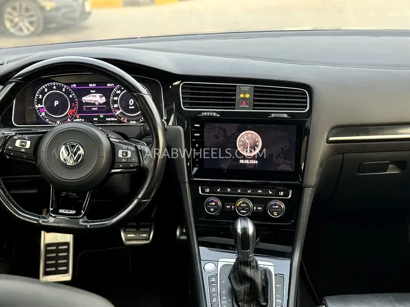 Volkswagen Golf 2018 for Sale in Sharjah Image-7