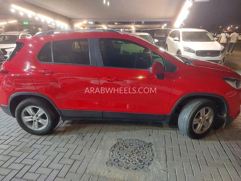 Chevrolet Trax 2019 for Sale in Sharjah Image-4