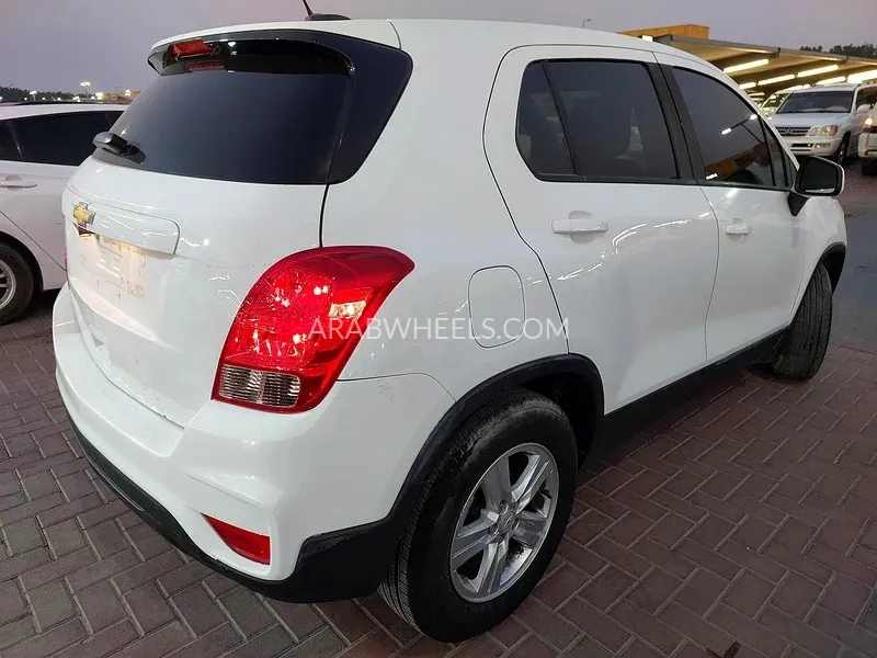 Chevrolet Trax 2021 for Sale in Sharjah Image-6