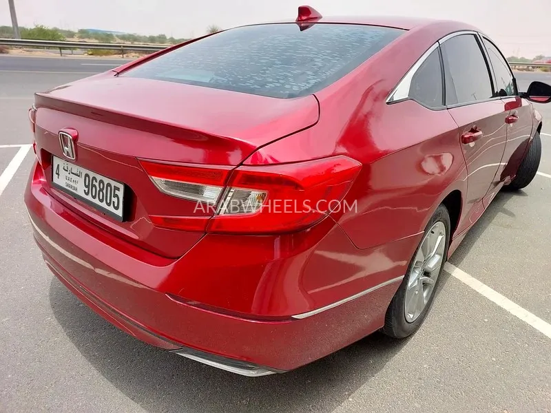 Honda Accord 2018 for Sale in Sharjah Image-5