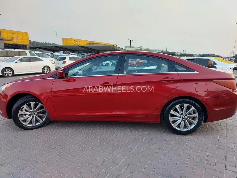 Hyundai Sonata 2014 for Sale in Sharjah Image-11