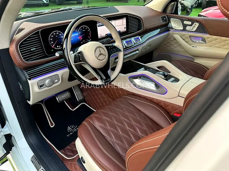 مرسيدس بنز GLS 2024 for Sale in الشارقة Image-5