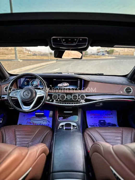 مرسيدس بنز كلاس S 2018 for Sale in أبو ظبي Image-11