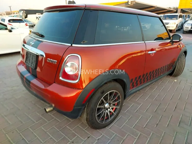 Mini Cooper 2012 for Sale in Sharjah Image-4