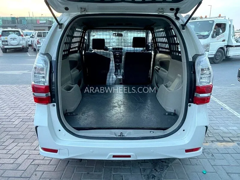 Toyota Avanza 2020 for Sale in Sharjah Image-12