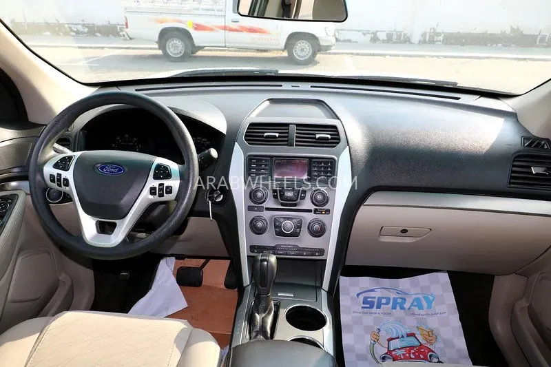 Ford Explorer 2013 for Sale in Abu Dhabi Image-9