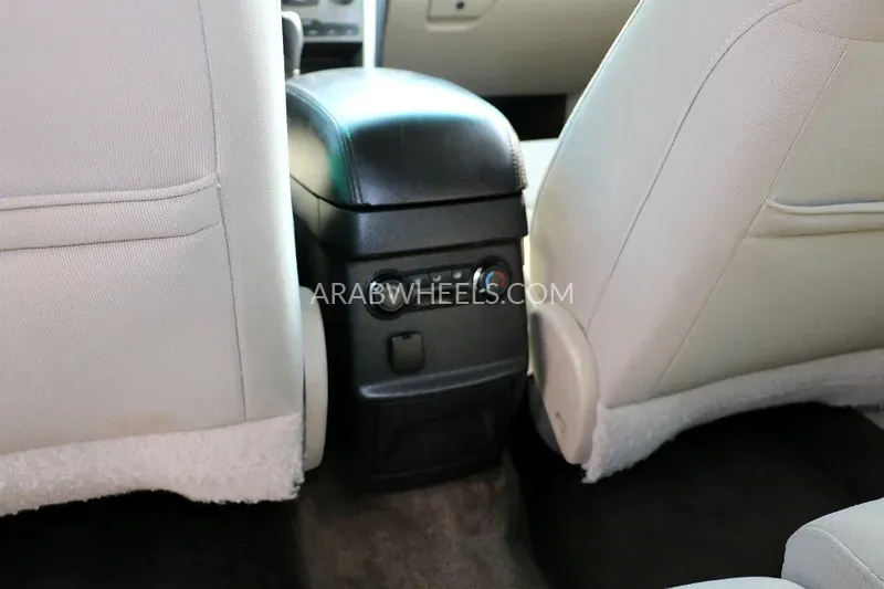Ford Explorer 2013 for Sale in Abu Dhabi Image-12