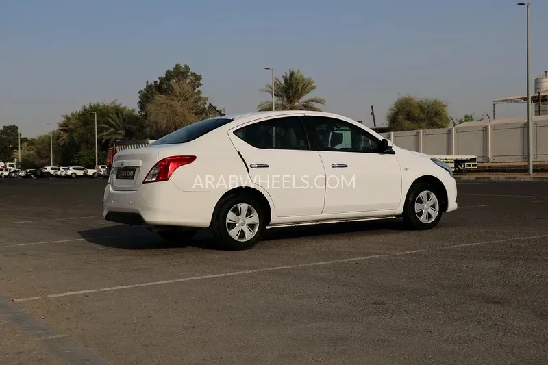 Nissan Sunny 2020 for Sale in Abu Dhabi Image-4
