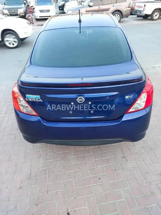 Nissan Versa 2019 for Sale in Sharjah Image-8