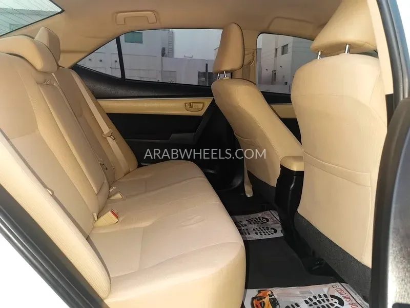 Toyota Corolla 2019 for Sale in Abu Dhabi Image-12