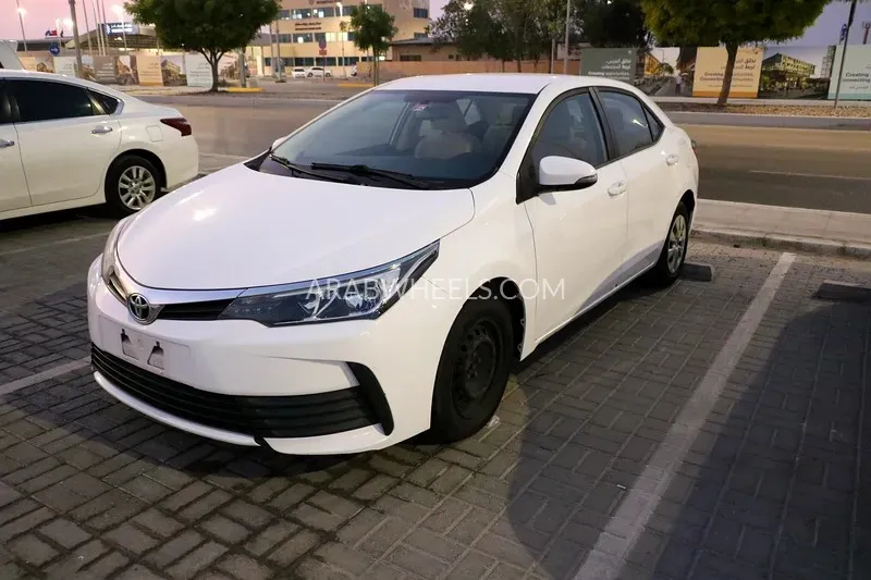 تويوتا كورولا 2019 for Sale in أبو ظبي Image-5