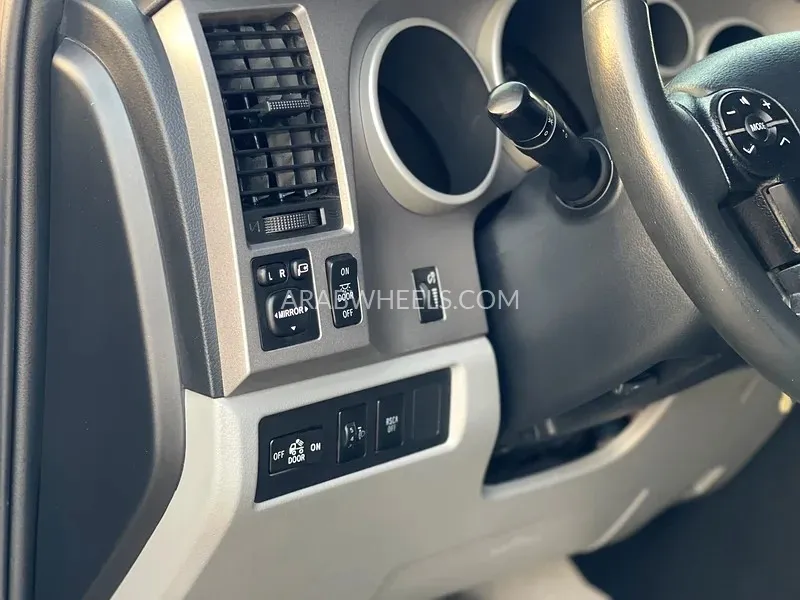 Toyota Tundra 2011 for Sale in Sharjah Image-12