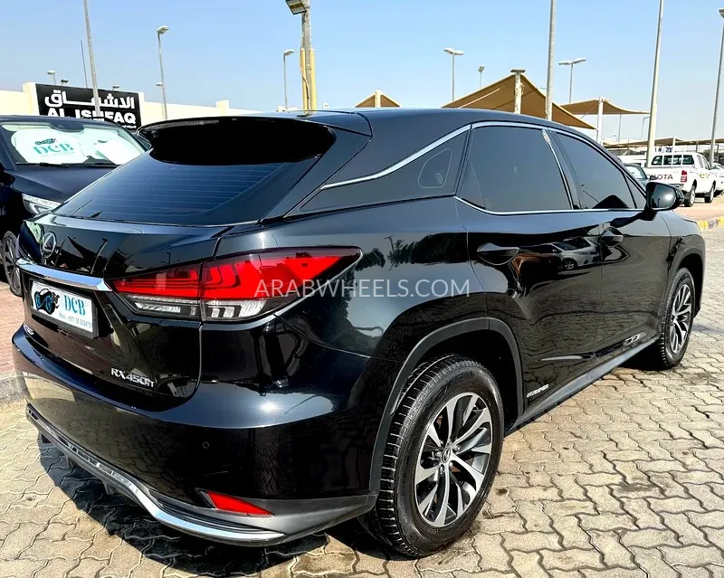 Lexus RX 2020 for Sale in Sharjah Image-5