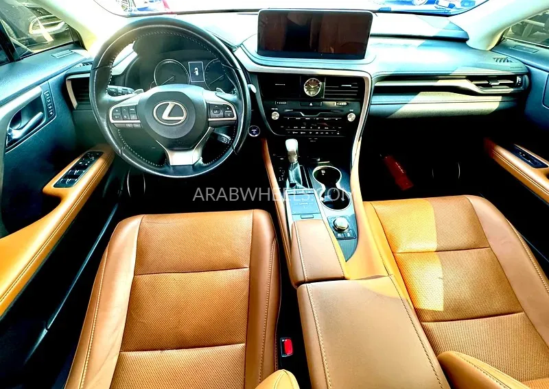 Lexus RX 2020 for Sale in Sharjah Image-9
