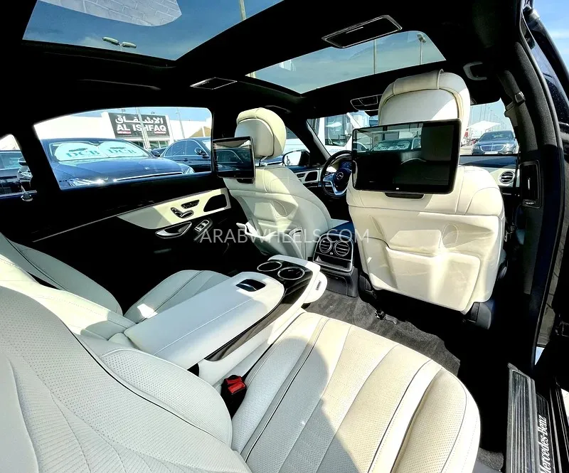 Mercedes Benz CLS Class 2020 for Sale in Sharjah Image-17