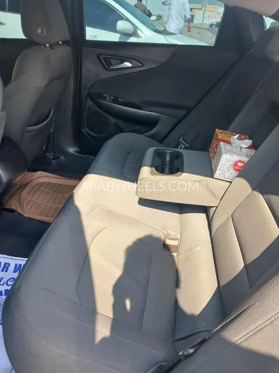 شيفروليه ماليبو 2017 for Sale in أبو ظبي Image-2