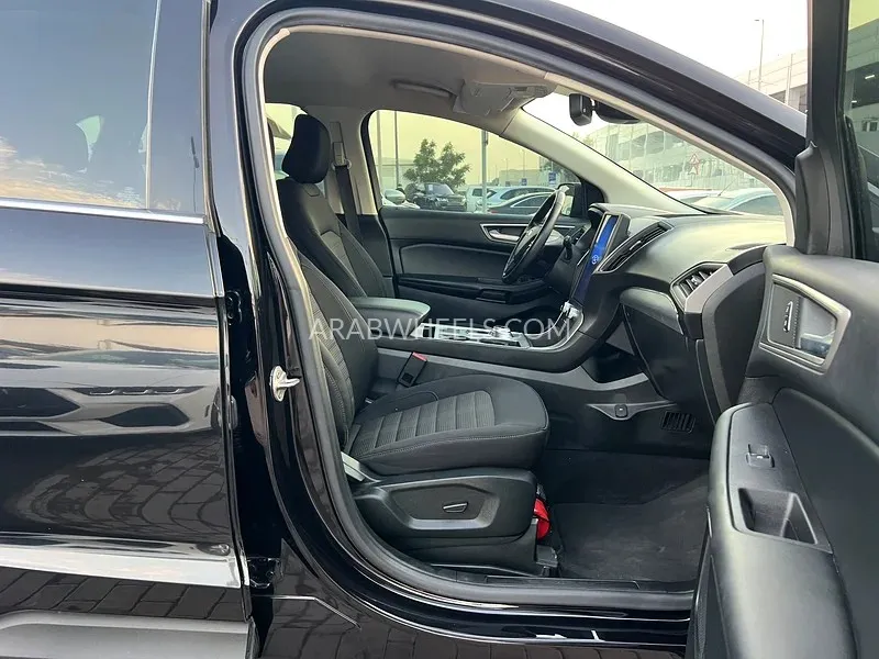 Ford Edge 2022 for Sale in Sharjah Image-10