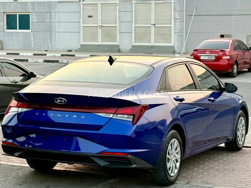 Hyundai Elantra 2022 for Sale in Sharjah Image-5