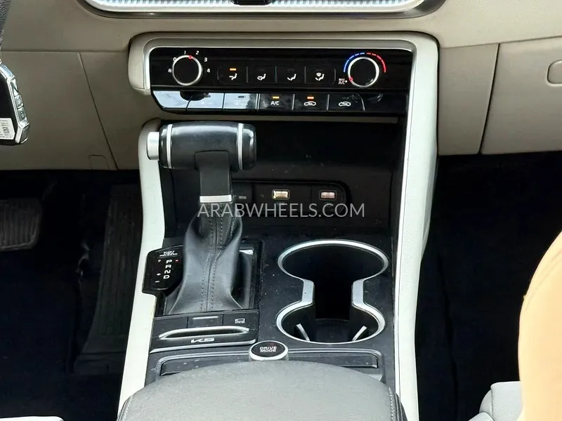Kia K5 2023 for Sale in Sharjah Image-14