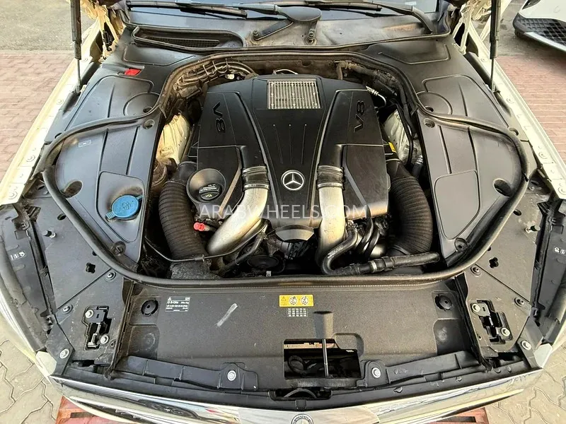 Mercedes Benz CLS Class 2015 for Sale in Sharjah Image-20