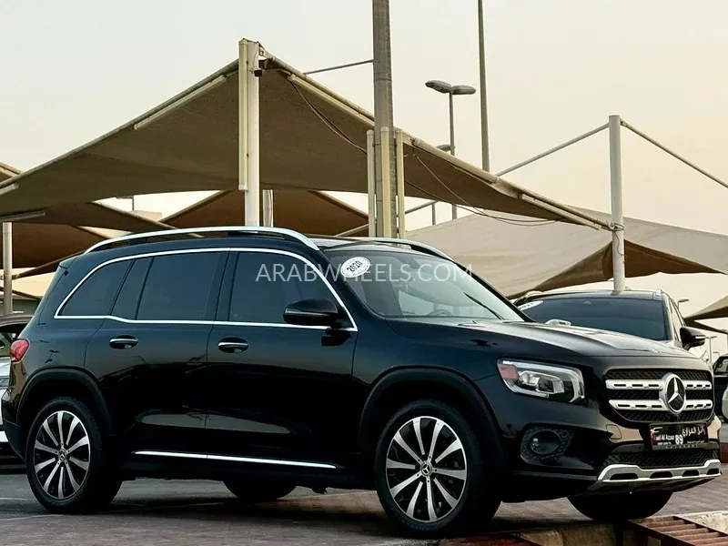 Mercedes Benz GLB 2020 for Sale in Sharjah Image-2