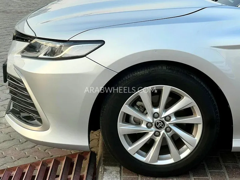 Toyota Camry 2023 for Sale in Sharjah Image-7