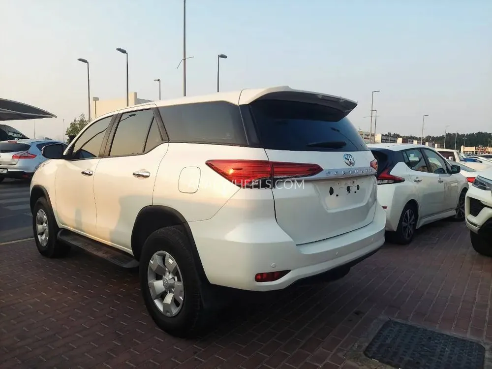 Toyota Fortuner 2022 for Sale in Sharjah Image-2
