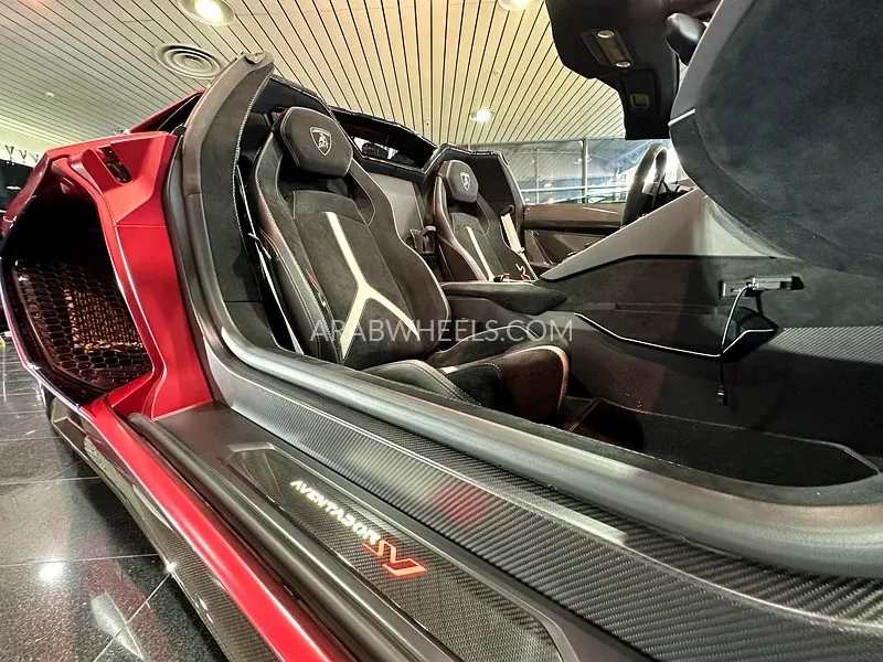 Lamborghini Aventador 2020 for Sale in Dubai Image-5