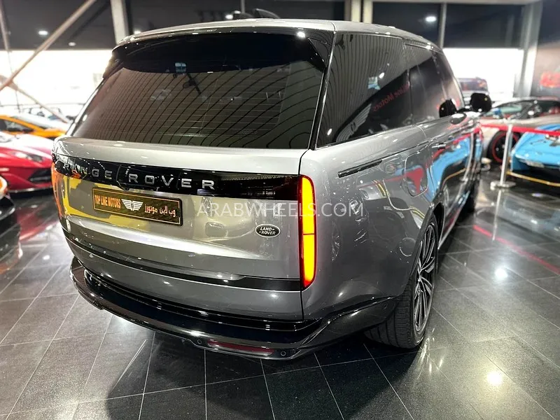 Land Rover Range Rover 2022 for Sale in Dubai Image-9