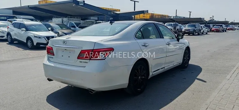 Lexus ES 2012 for Sale in Sharjah Image-4