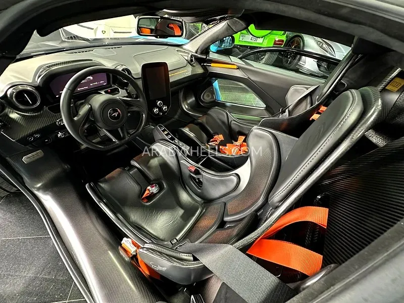 McLaren Senna 2019 for Sale in Dubai Image-3