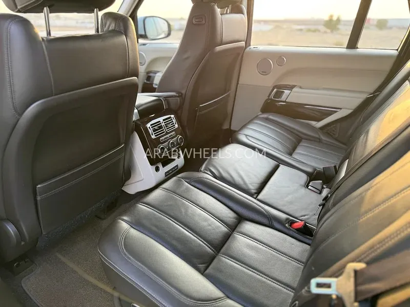 Land Rover Range Rover 2014 for Sale in Sharjah Image-9