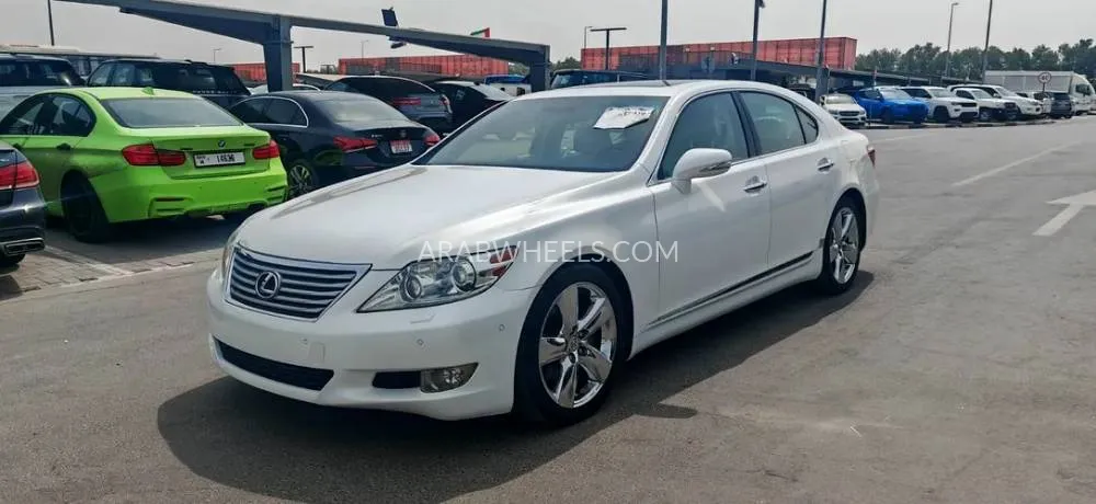 Lexus LS 2010 for Sale in Sharjah Image-5