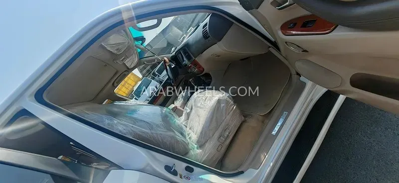 Lexus LX 2005 for Sale in Sharjah Image-11
