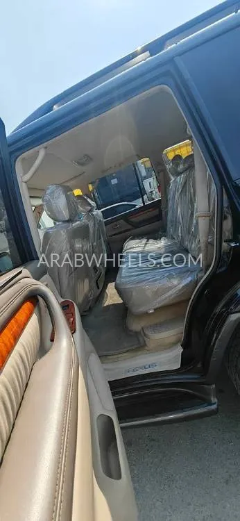 Lexus LX 2005 for Sale in Sharjah Image-14