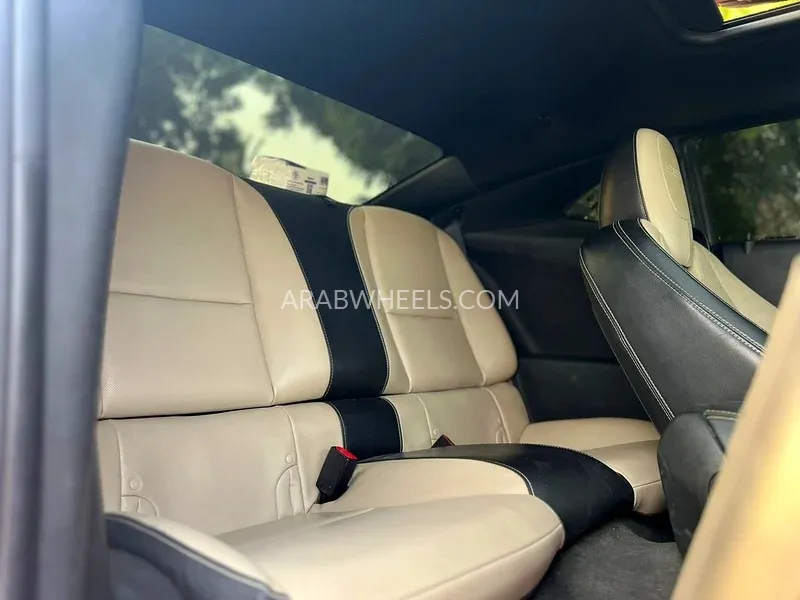 Chevrolet Camaro 2014 for Sale in Sharjah Image-4