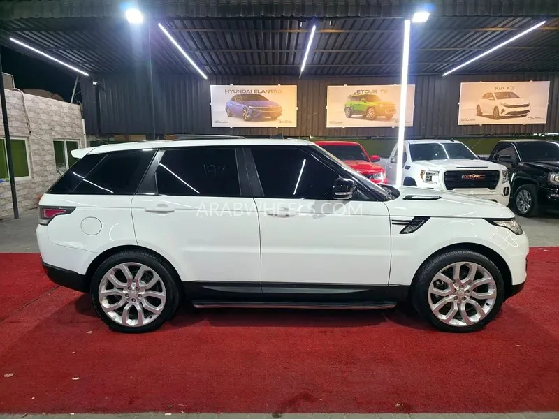 Land Rover Range Rover Sport 2014 for Sale in Ajman Image-4