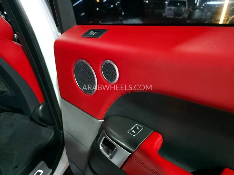 Land Rover Range Rover Sport 2014 for Sale in Ajman Image-10