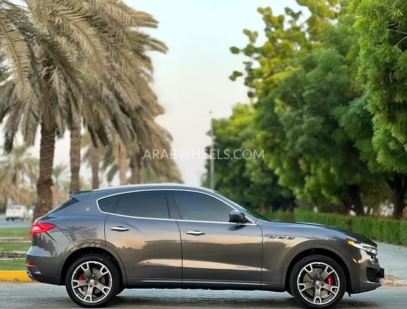 Maserati Levante 2017 for Sale in Sharjah Image-9