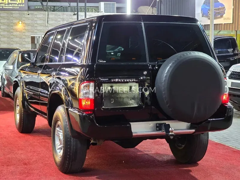 Nissan Patrol 1998 for Sale in Ajman Image-7
