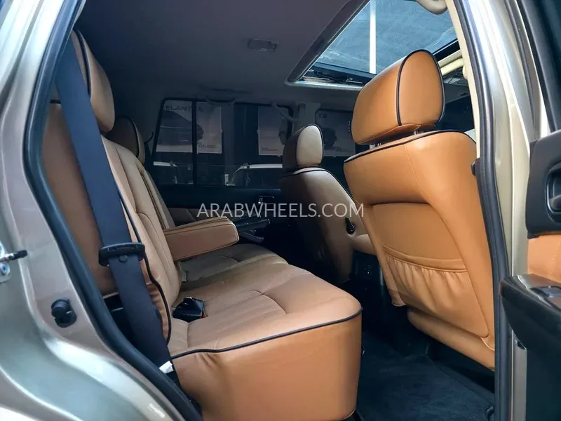 Nissan Patrol 2017 for Sale in Ajman Image-13